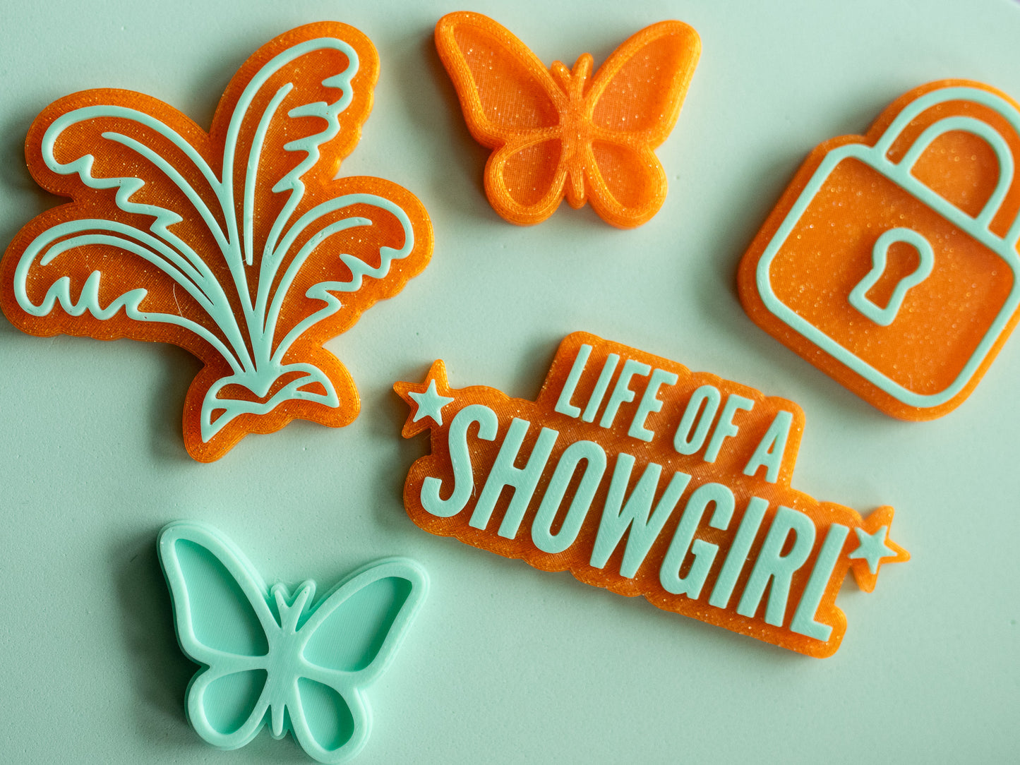 Showgirl Magnet Set