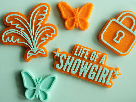 Showgirl Magnet Set